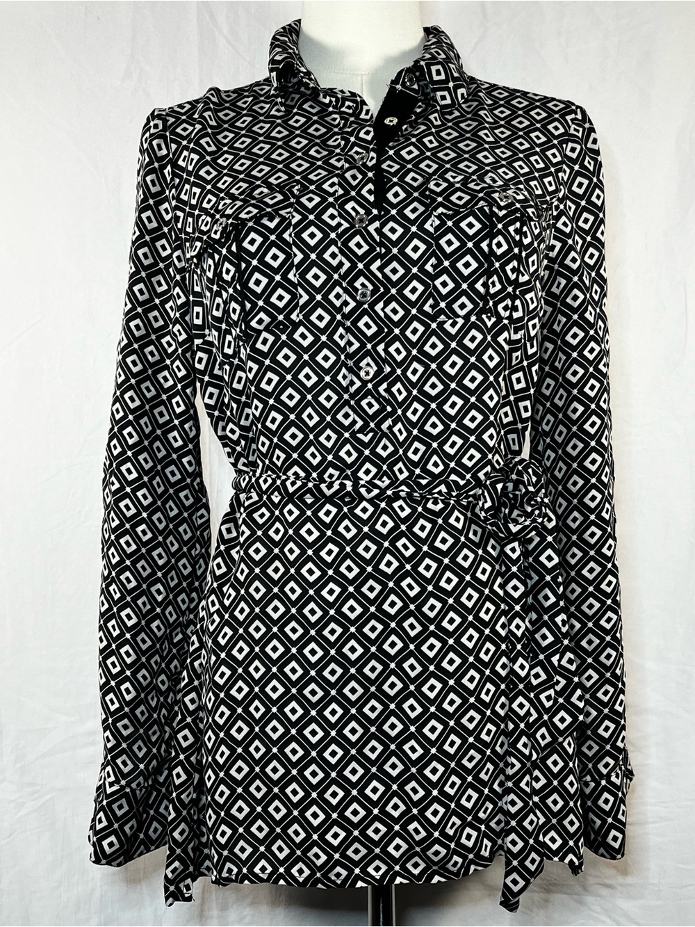 White House Black Market Black & White Geometric Long-Sleeve Shirt Dress